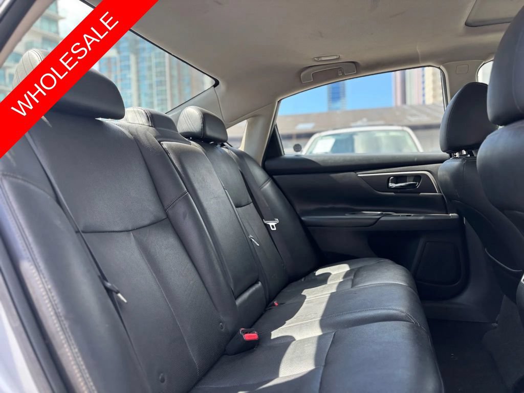 Used 2016 Nissan Altima 3.5 SL w/ 3.5 Technology Package FWD image 11