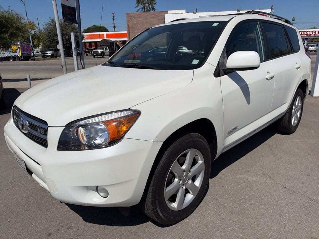 Used 2007 Toyota RAV4 Limited FWD image 2