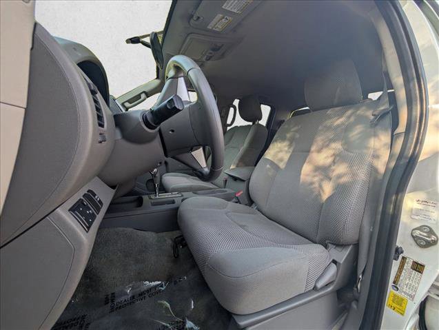 Used 2016 Nissan Frontier SV RWD image 14