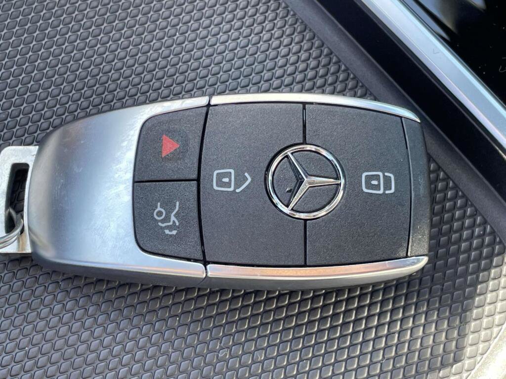 New 2026 Mercedes-Benz GLA 250 4MATIC image 4