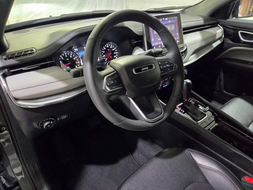 Certified 2023 Jeep Compass Limited AWD/4WD image 6