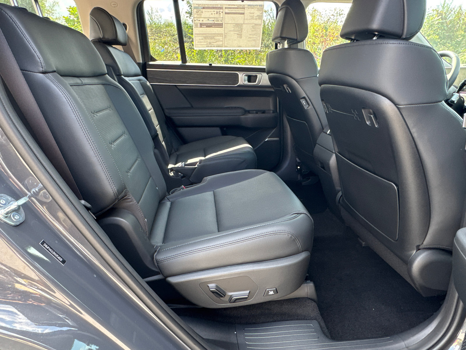 New 2027 Hyundai Santa Fe Limited FWD image 16