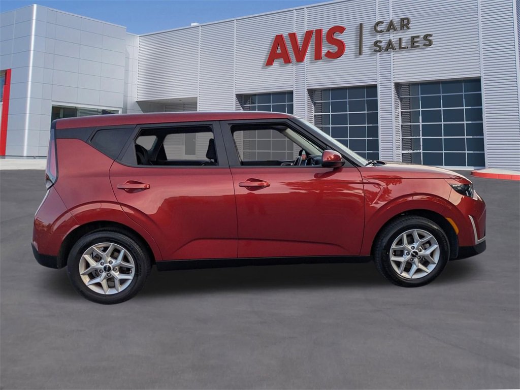 Used 2024 Kia Soul LX w/ Option Group 015 image 5