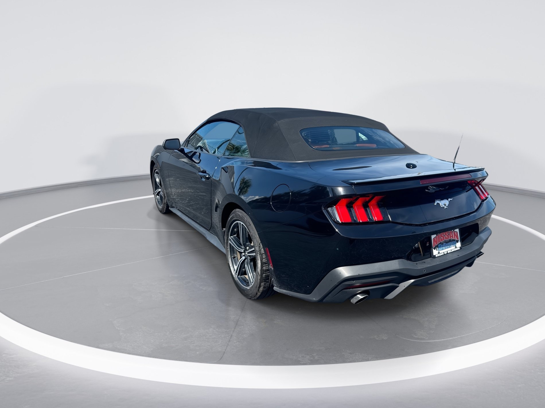 Used 2024 Ford Mustang Premium RWD image 6