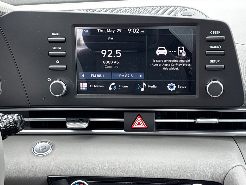 New 2025 Hyundai Elantra Sport image 10