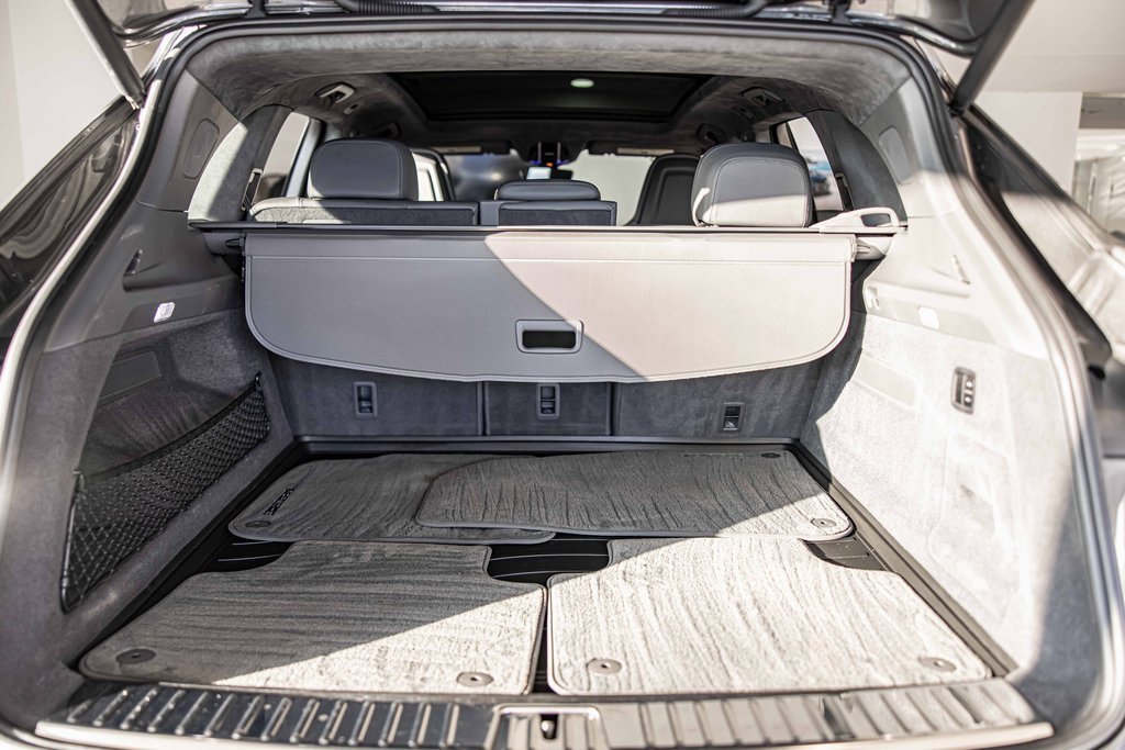 Used 2021 Porsche Cayenne GTS image 16