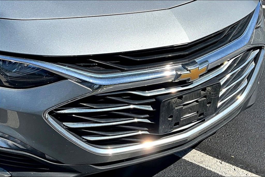 Used 2023 Chevrolet Malibu LT FWD image 30