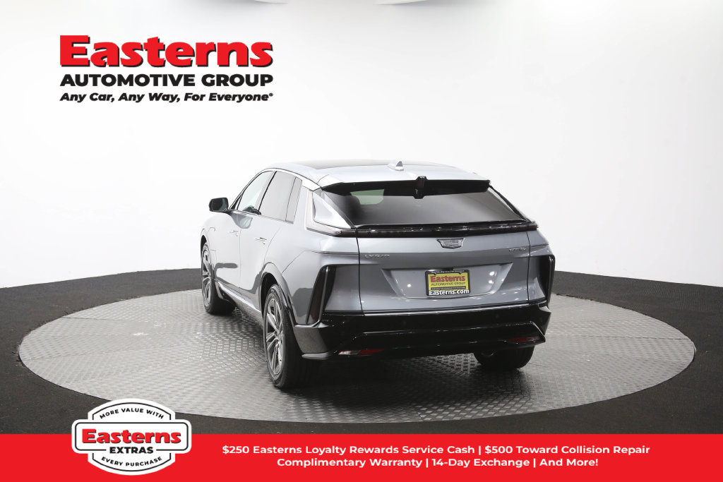 Used 2024 Cadillac Lyriq Luxury AWD/4WD image 41