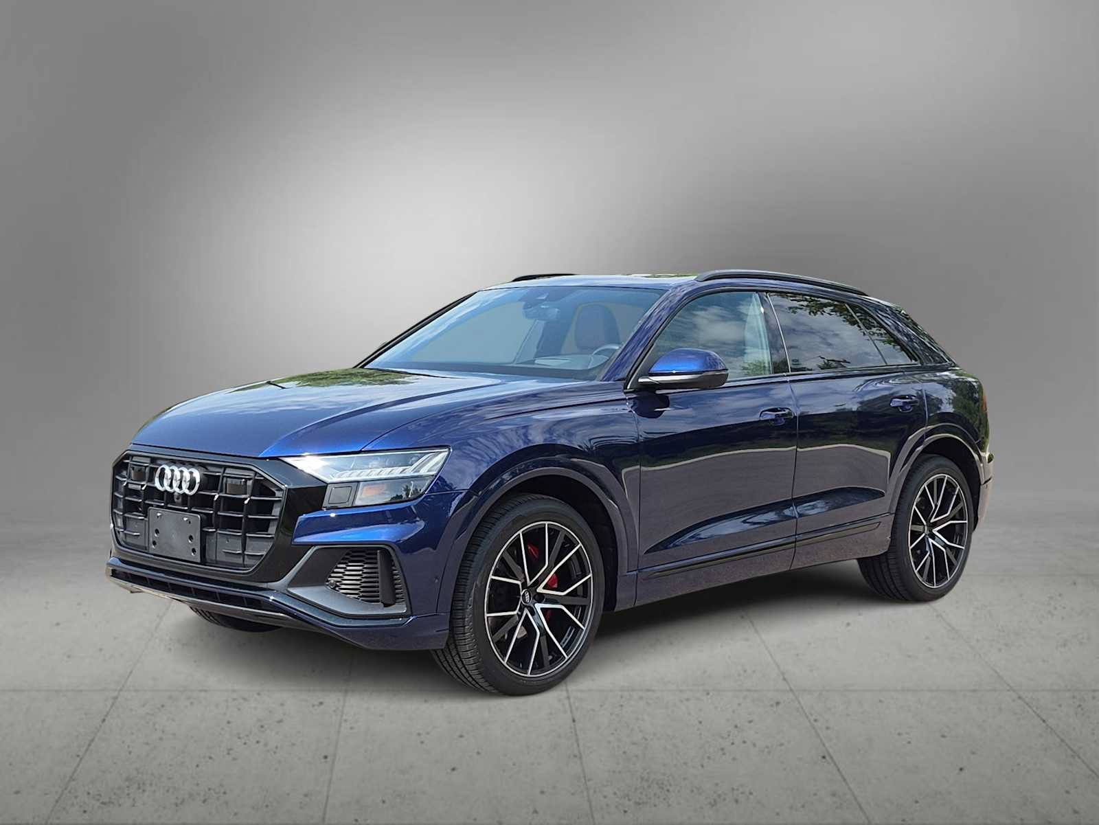 Used 2019 Audi Q8 Prestige w/ Year 1 Package AWD/4WD image 4