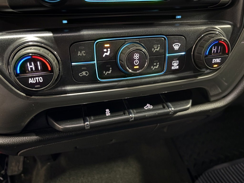 Used 2018 Chevrolet Silverado 1500 LT w/ LT Eassist Package image 15