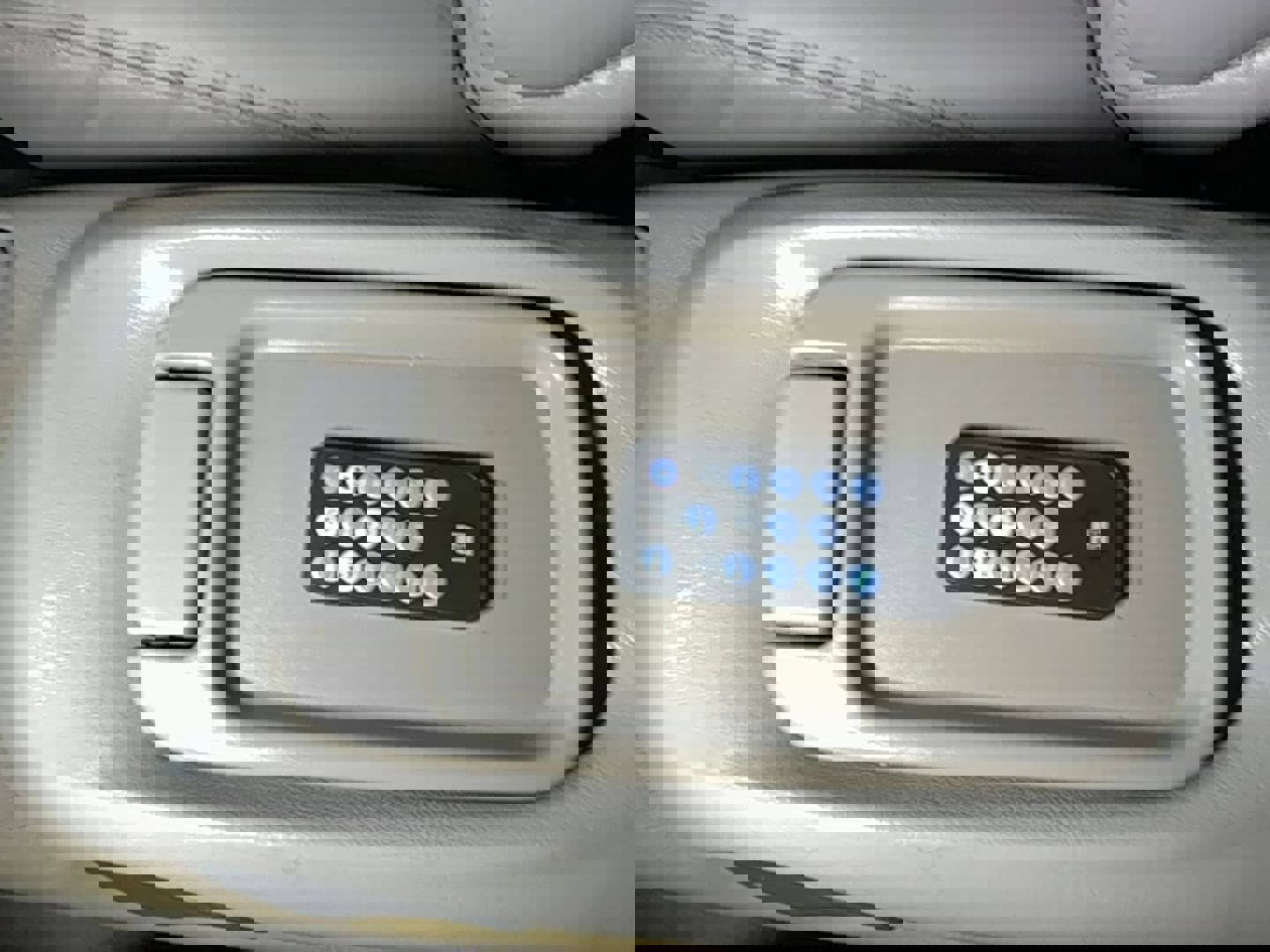 Used 1995 GMC Yukon SLE image 41