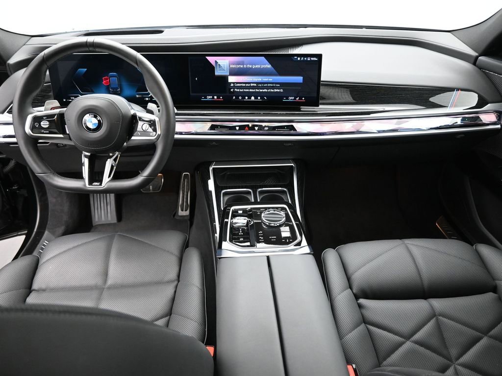 Used 2025 BMW 740i image 21