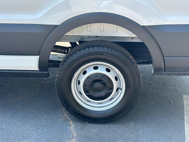 New 2026 Ford Transit 250 148 Medium Roof RWD image 19
