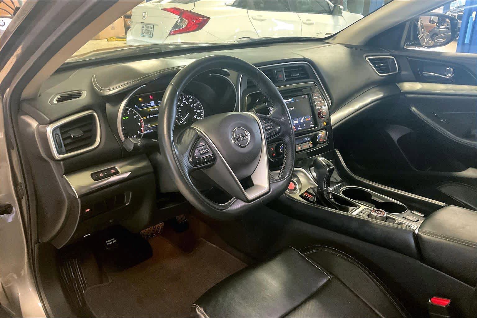 Used 2021 Nissan Maxima 3.5 SV w/ Floor Mat Group image 15