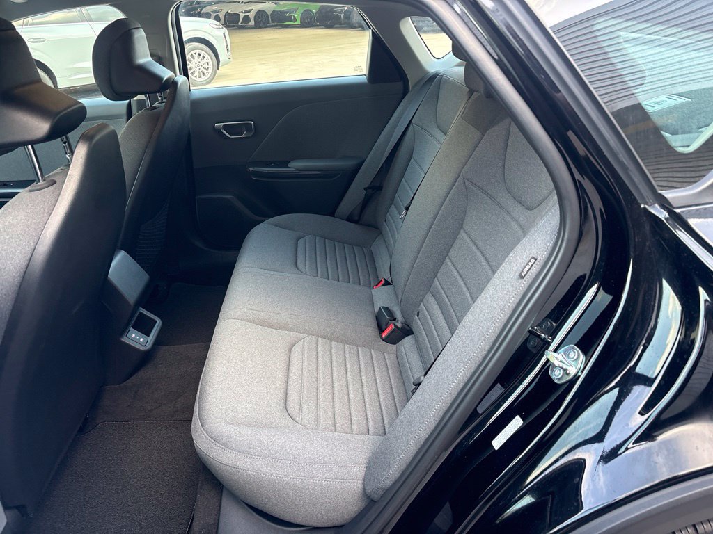 Used 2025 Kia K4 EX FWD image 14