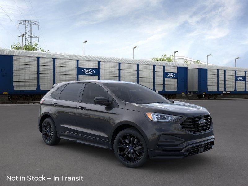 New 2024 Ford Edge SE w/ Black Appearance Package image 2