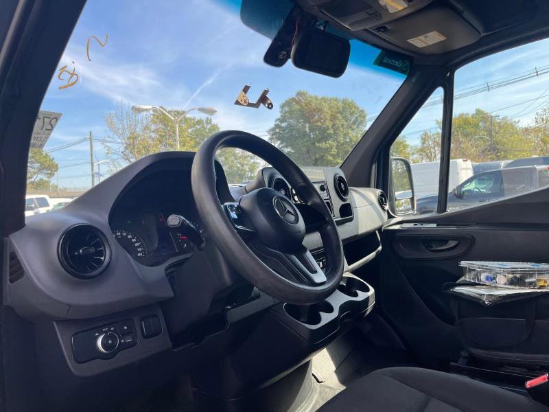 Used 2019 Mercedes-Benz Sprinter 170 image 12