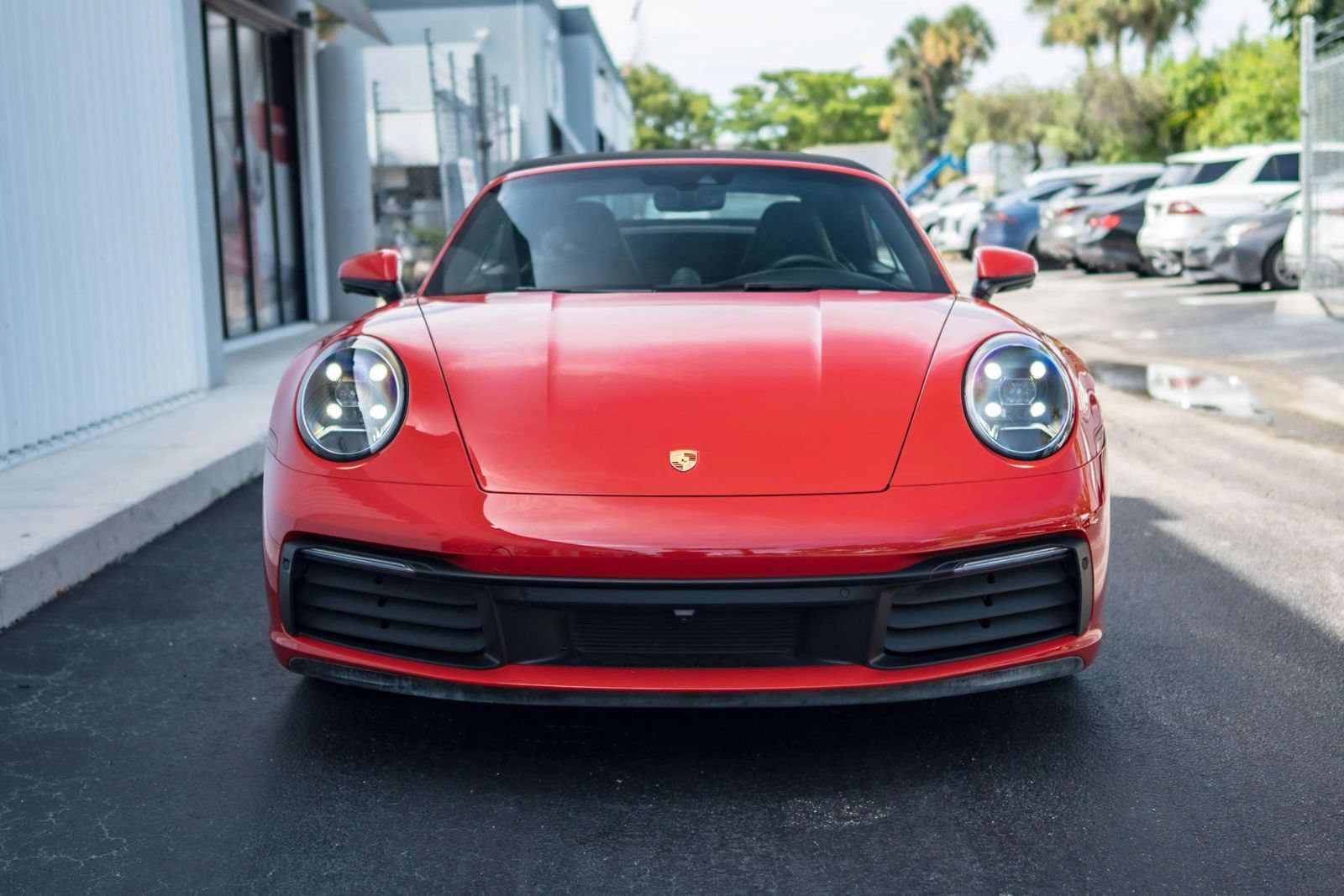 Used 2022 Porsche 911 Carrera w/ Premium Package RWD video 2