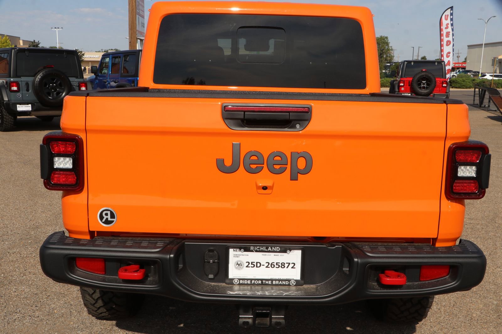 New 2025 Jeep Gladiator Rubicon w/ Convenience Group image 6