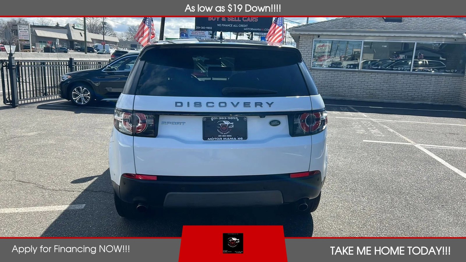 Used 2016 Land Rover Discovery Sport SE image 4
