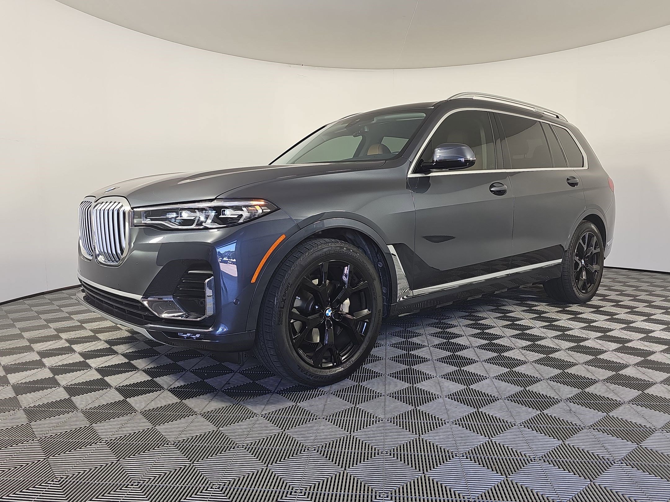 Used 2022 BMW X7 xDrive40i w/ Premium Package