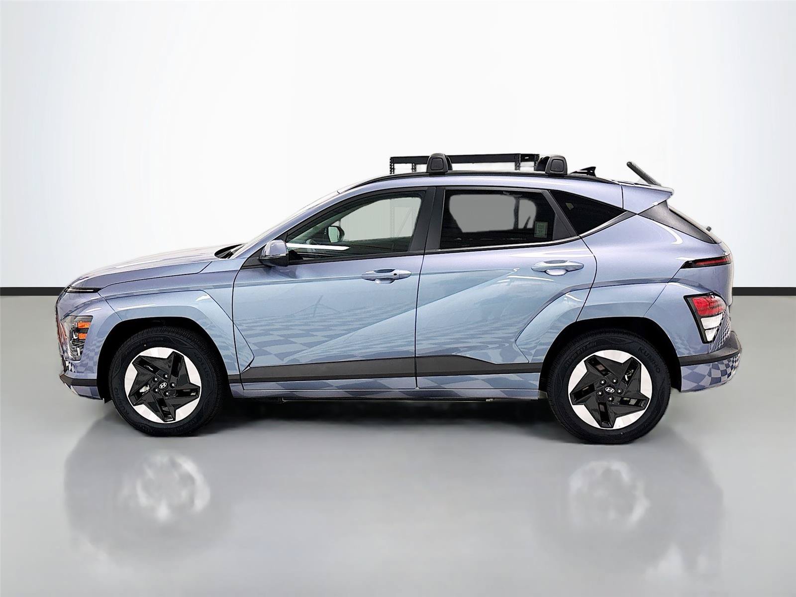 Used 2025 Hyundai Kona SEL FWD image 8