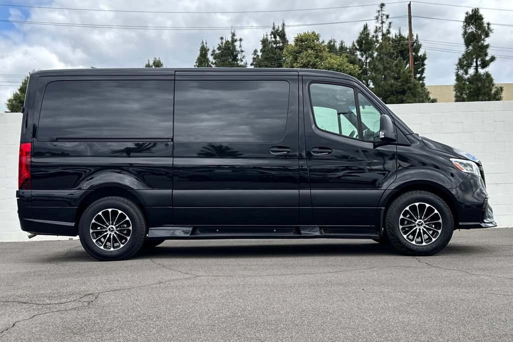 Used 2025 Mercedes-Benz Sprinter 2500 image 6