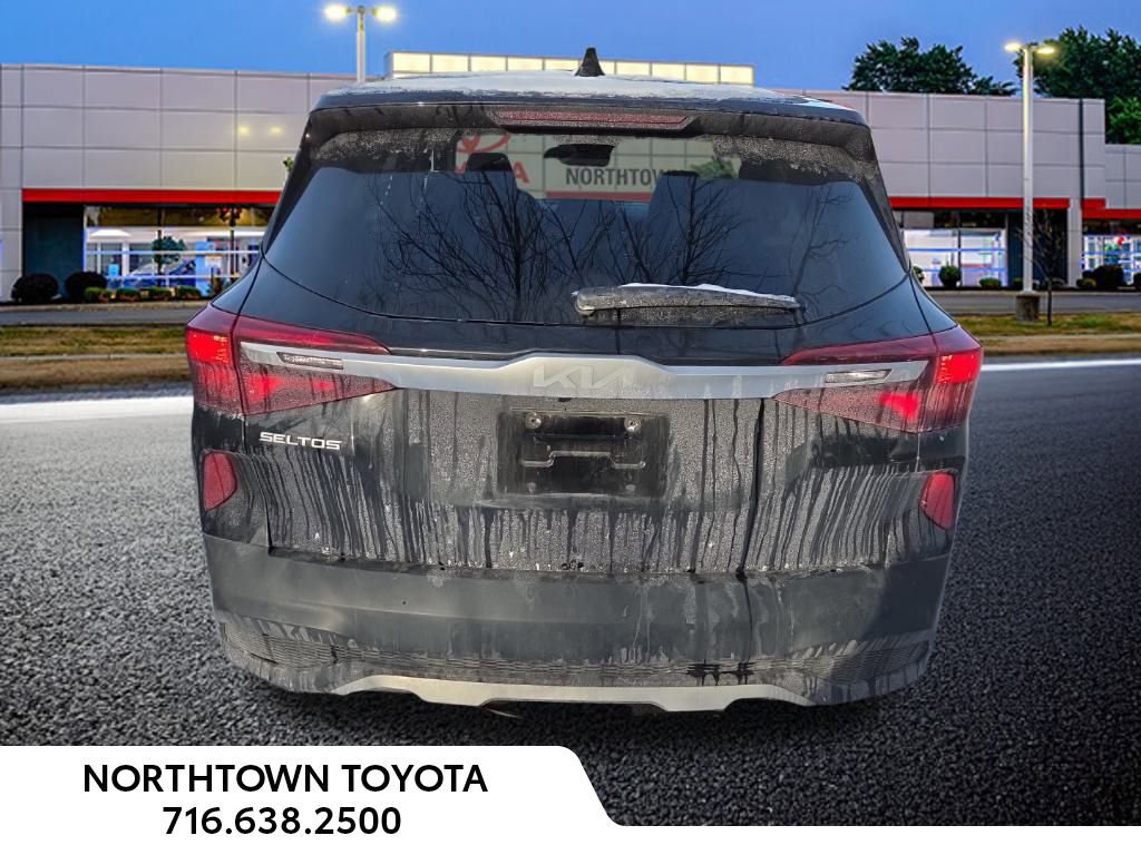 Used 2023 Kia Seltos LX image 6