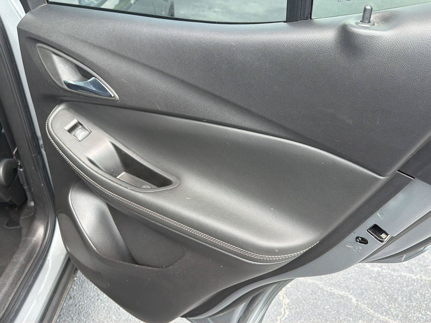 Used 2023 Buick Encore GX Select FWD image 15