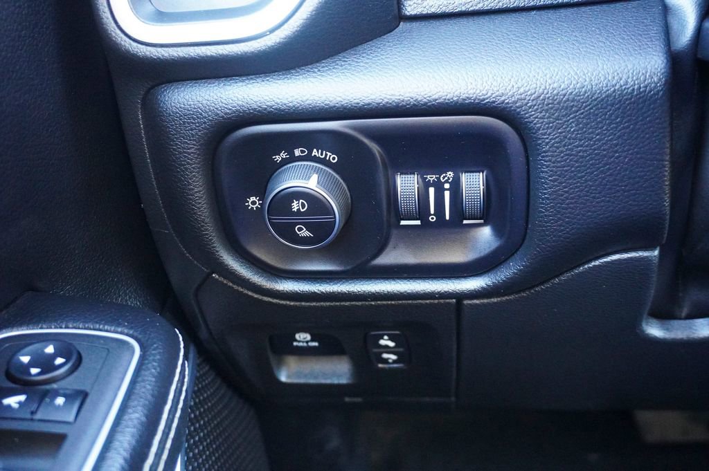 Used 2023 RAM 1500 Laramie image 27