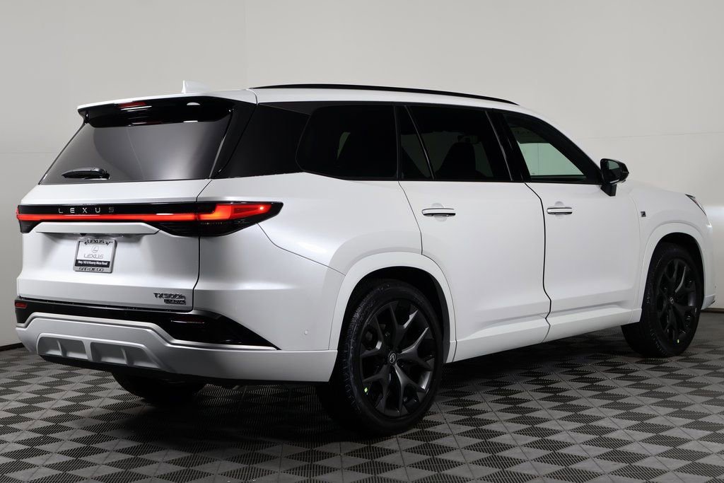 New 2026 Lexus TX 500h AWD image 2