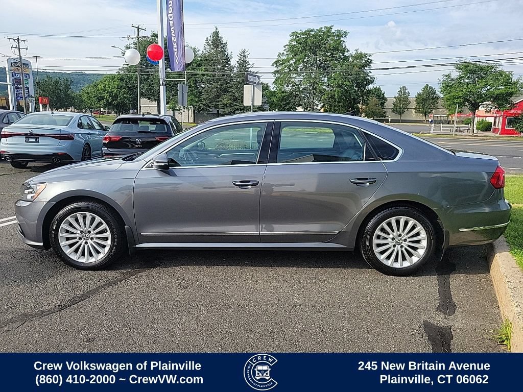 Used 2016 Volkswagen Passat 1.8T SE FWD image 25