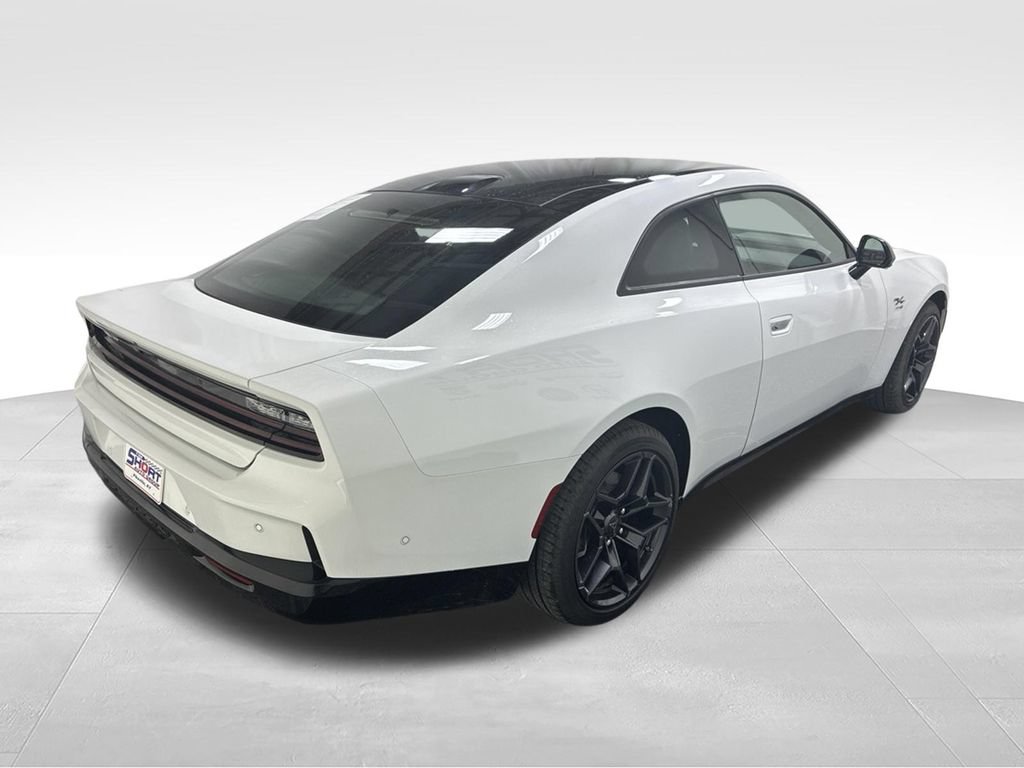 Used 2024 Dodge Charger Daytona R/T w/ Plus Group AWD/4WD image 5