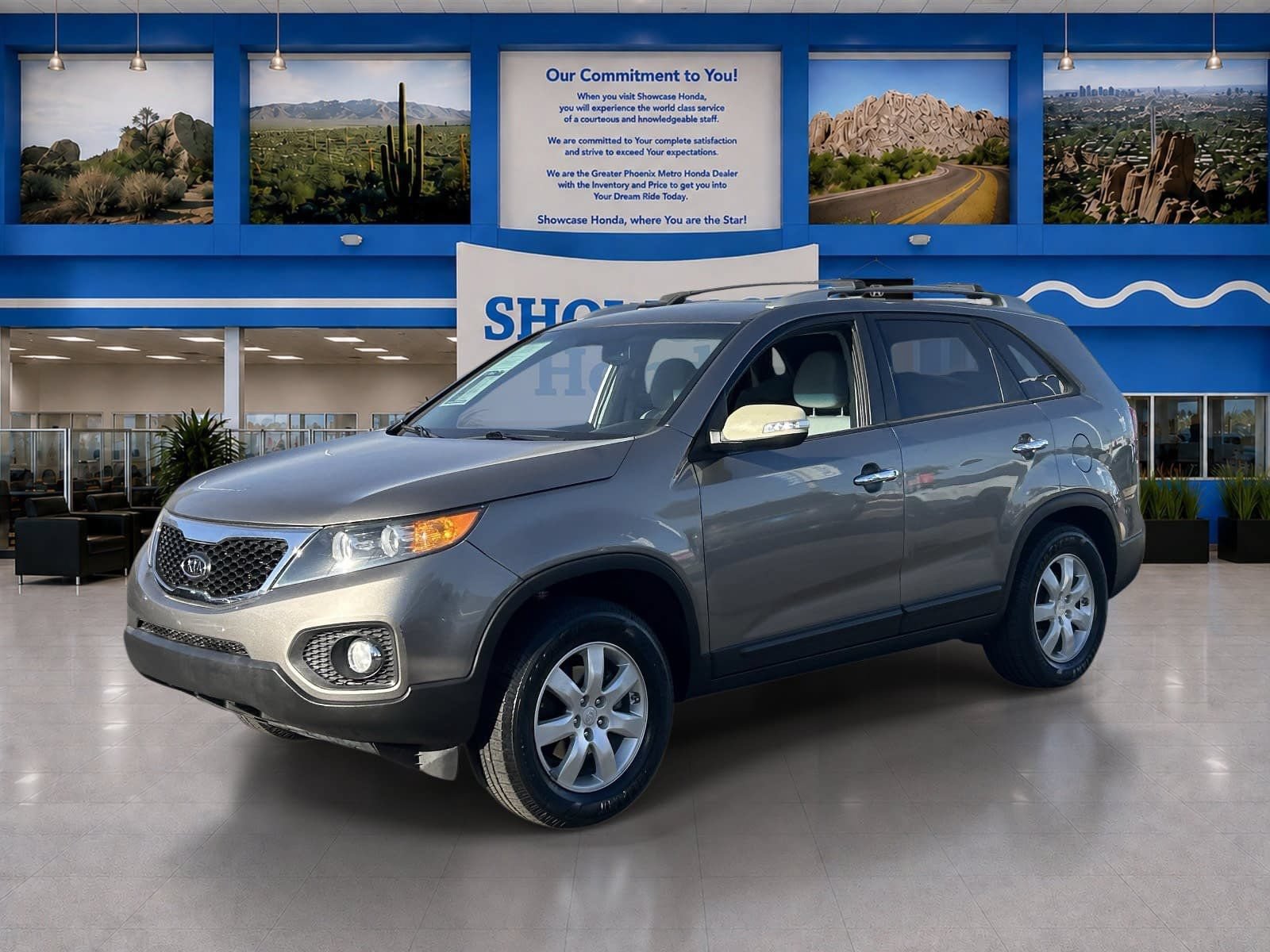 Used 2012 Kia Sorento LX w/ Convenience Pkg FWD image 2