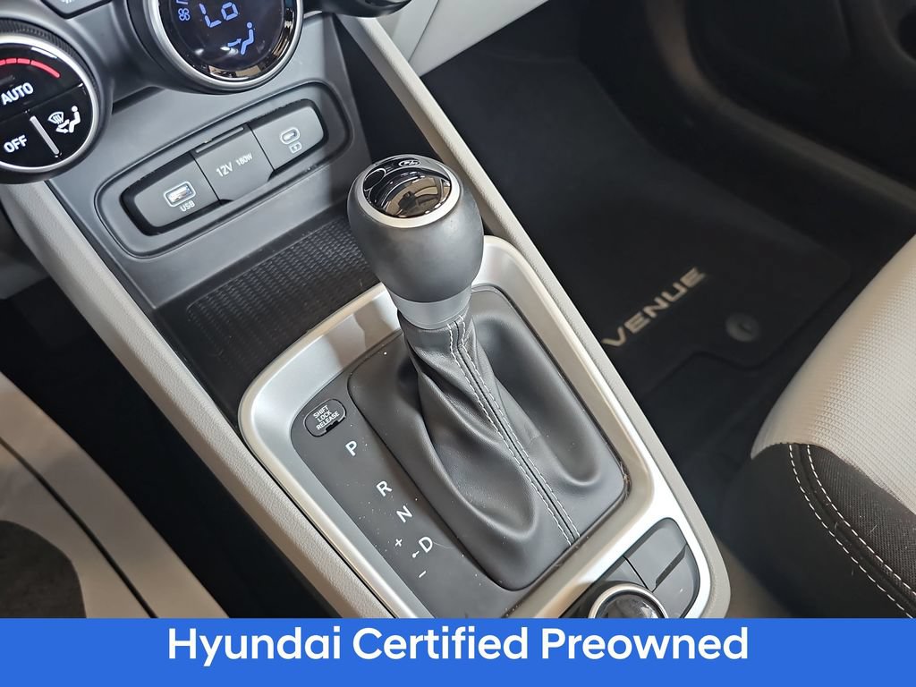 Certified 2023 Hyundai Venue SEL FWD image 24