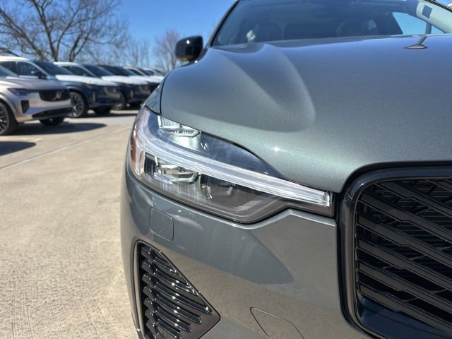 New 2026 Volvo XC60 B5 Plus w/ Protection Package Premier image 10