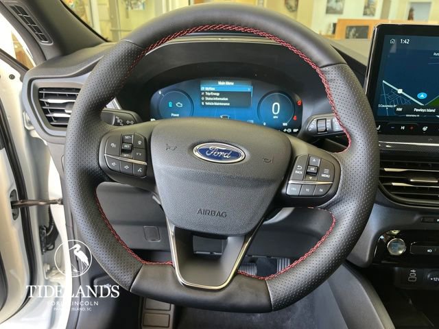 New 2026 Ford Escape ST-Line Select w/ Tech Pack #2 image 14