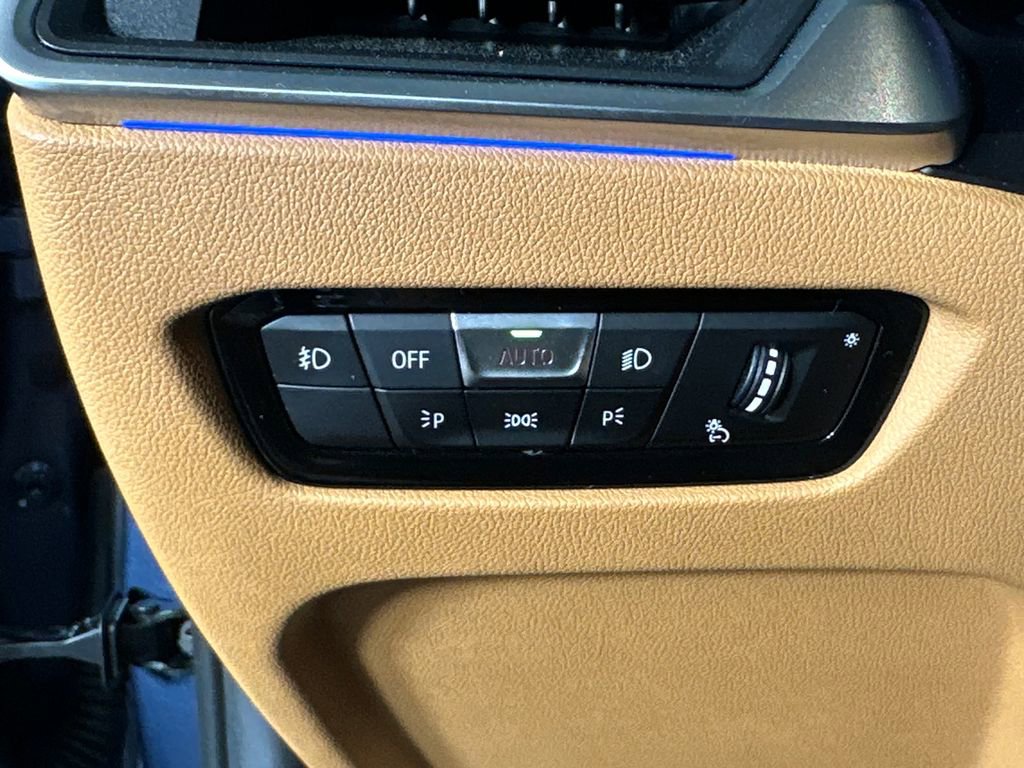Used 2023 BMW 430i xDrive Coupe w/ M Sport Package AWD/4WD image 31