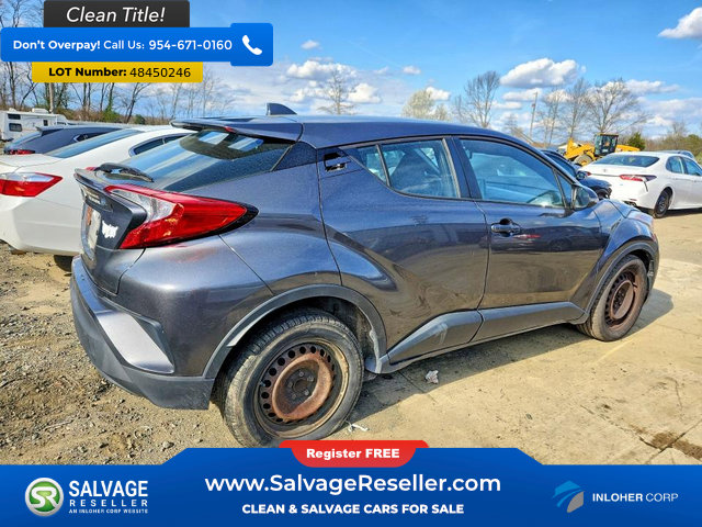 Used 2019 Toyota C-HR LE image 4