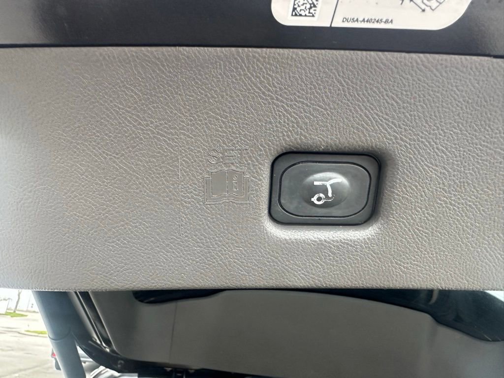 Used 2020 Lincoln Nautilus Reserve image 8