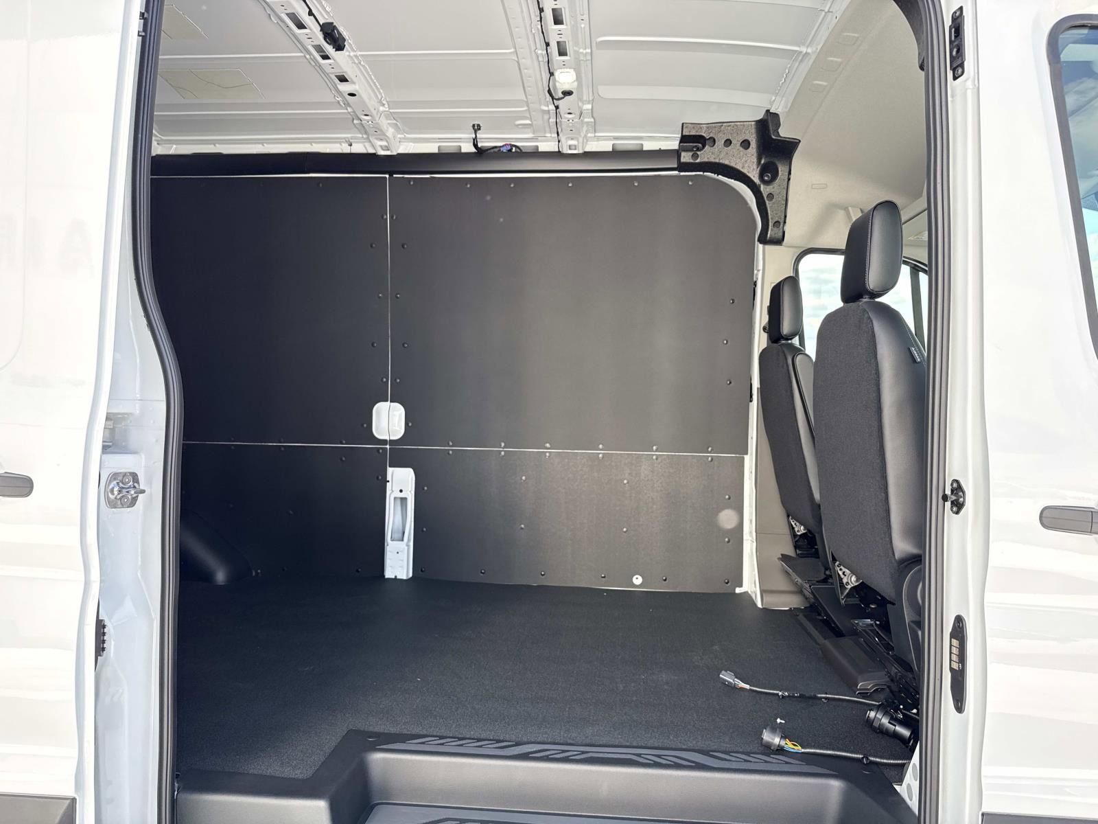 New 2026 Ford Transit 250 148 Medium Roof RWD image 11