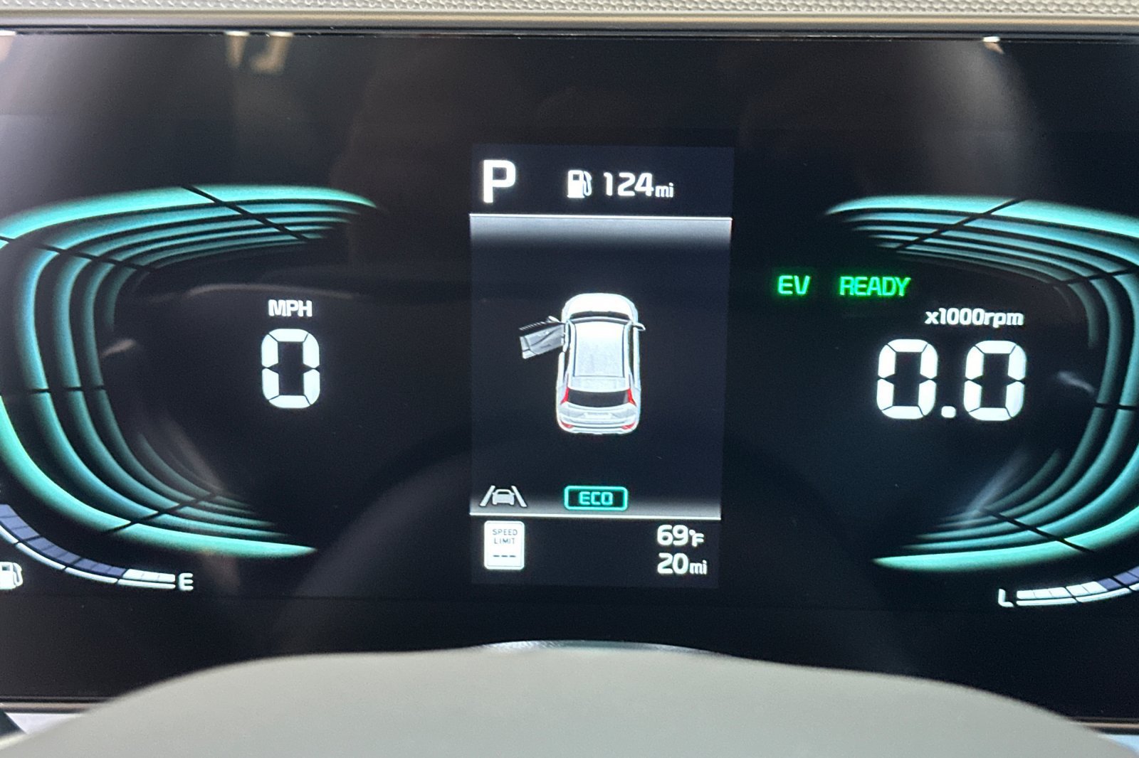 New 2026 Kia Niro FWD image 25