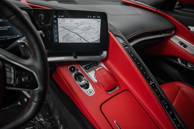 Used 2025 Chevrolet Corvette Z06 image 23