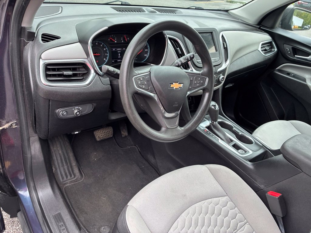 Used 2019 Chevrolet Equinox LS AWD/4WD image 14