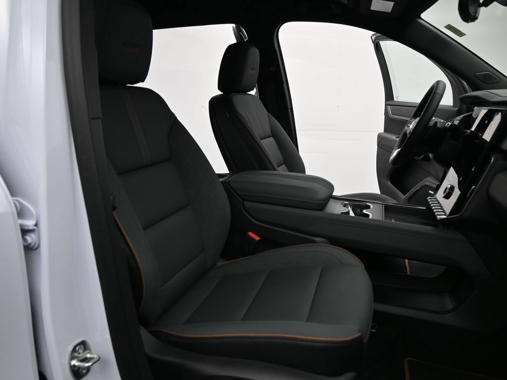 New 2026 GMC Acadia AT4 w/ Luxury Package AWD/4WD image 28