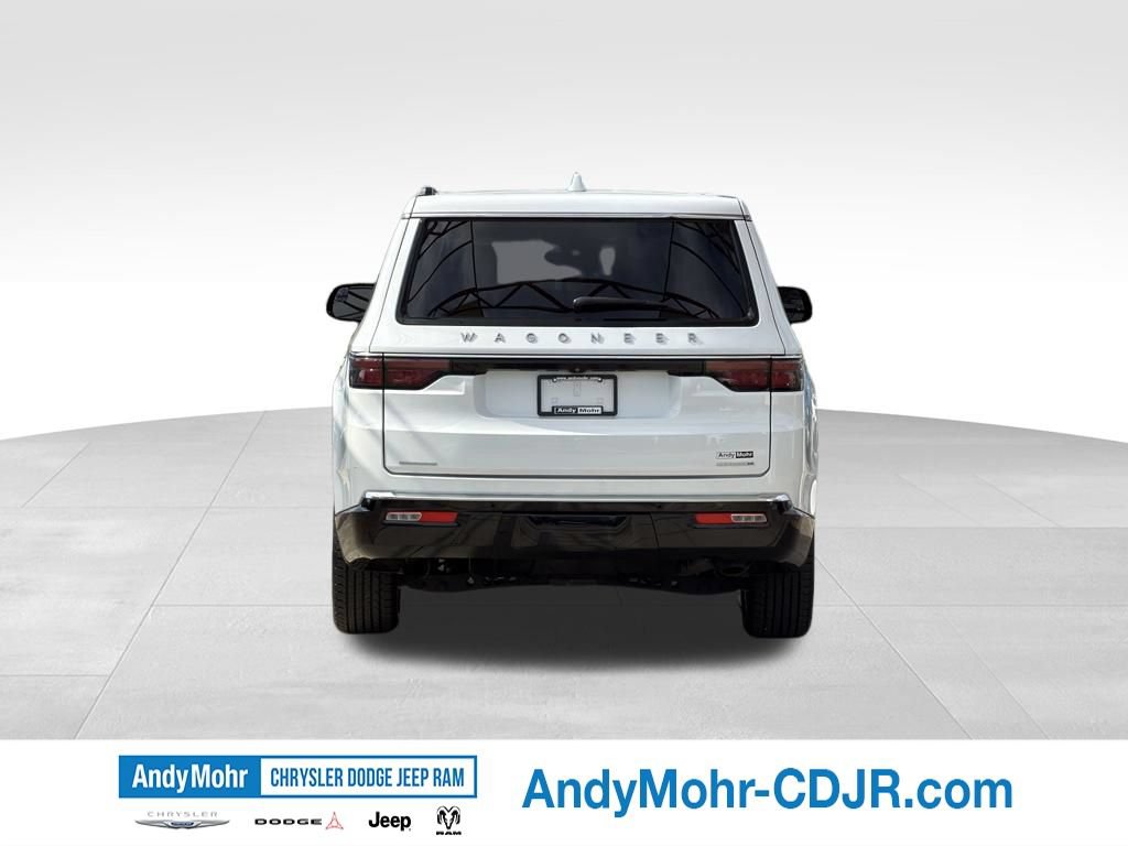 Used 2023 Jeep Wagoneer Series III w/ Premium Group I AWD/4WD image 6