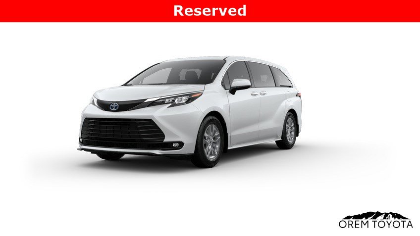 New 2025 Toyota Sienna XLE w/ XLE Plus Package