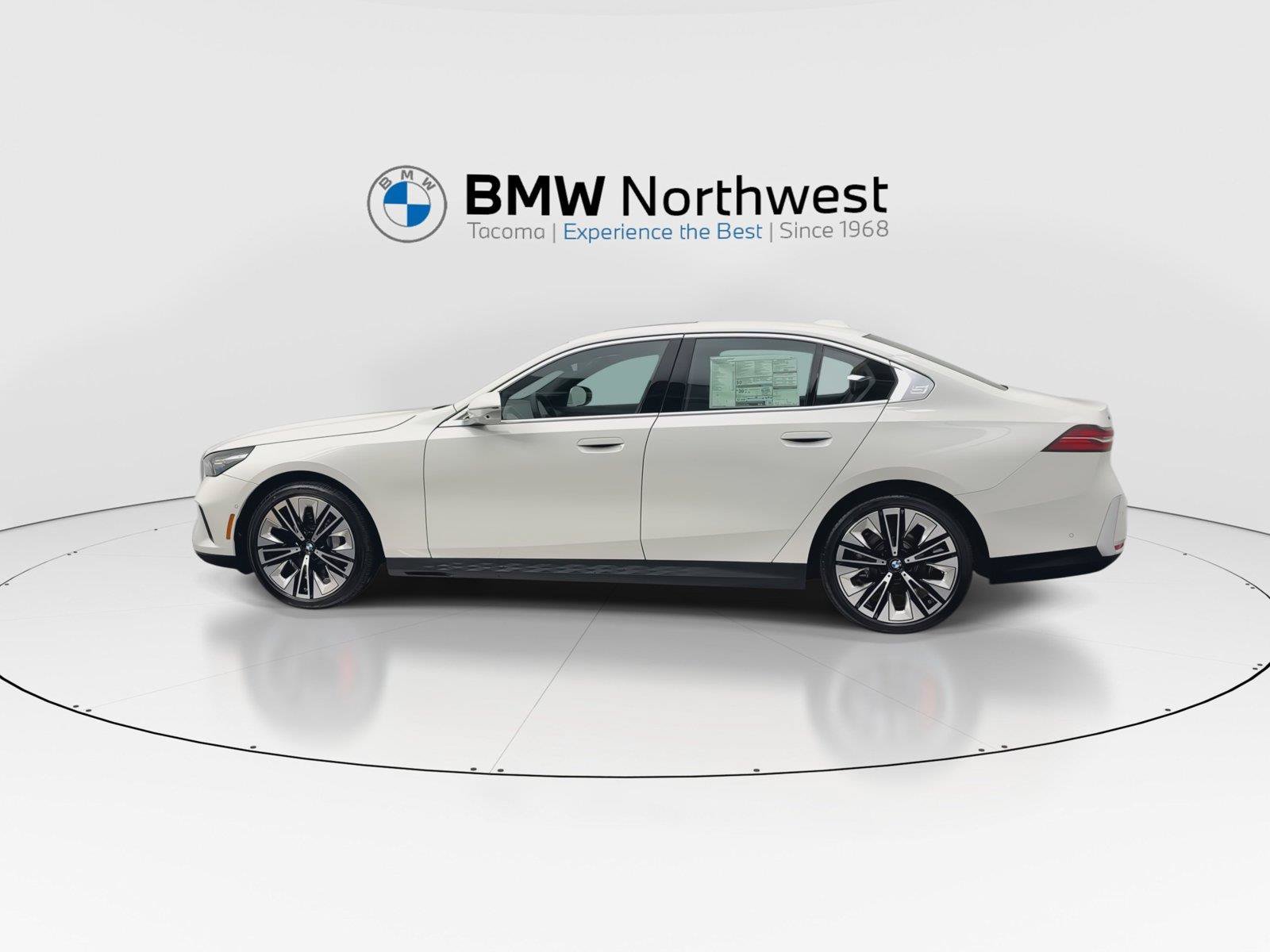 New 2027 BMW 530i xDrive w/ Premium Package AWD/4WD image 11