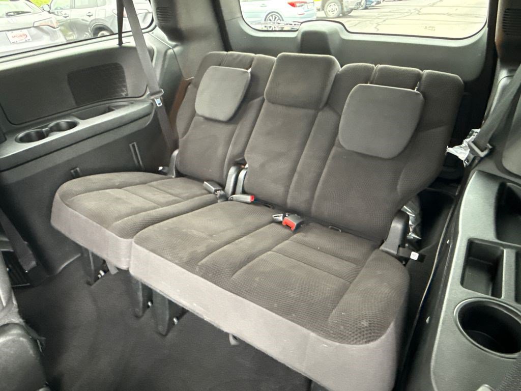 Used 2018 Dodge Grand Caravan SE FWD image 17