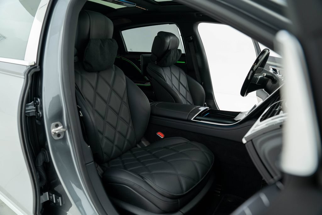 Used 2024 Mercedes-Benz Maybach S 580 4MATIC image 34